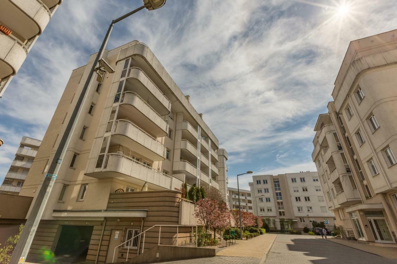 Apartament Tarasy Sobieskiego Торунь Экстерьер фото