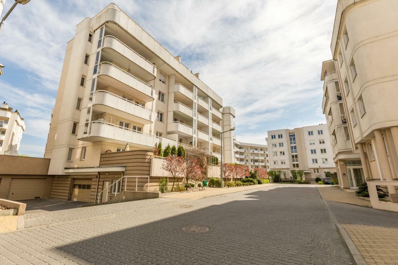 Apartament Tarasy Sobieskiego Торунь Экстерьер фото